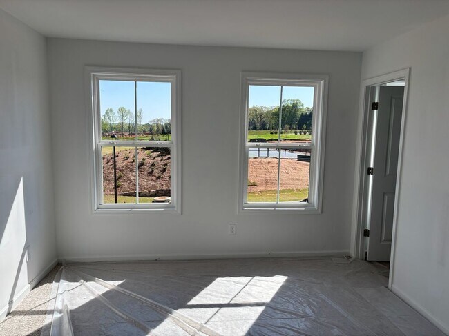 Building Photo - 5413 Hardgrove Wy