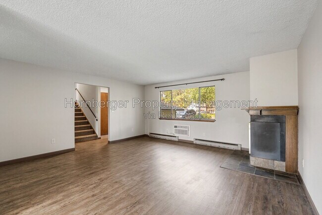 Building Photo - 816 S Robinhood St
