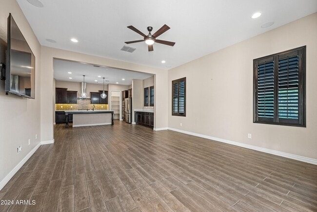 Building Photo - 3258 E Tina Dr