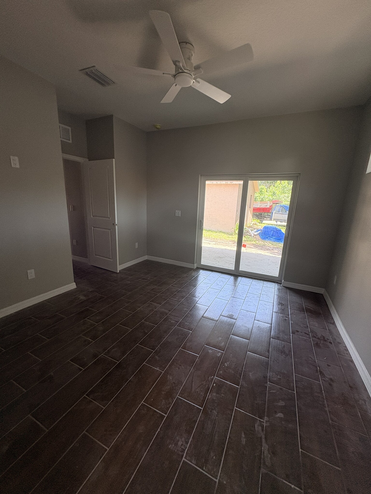 Building Photo - 554 Ronnoc Ln