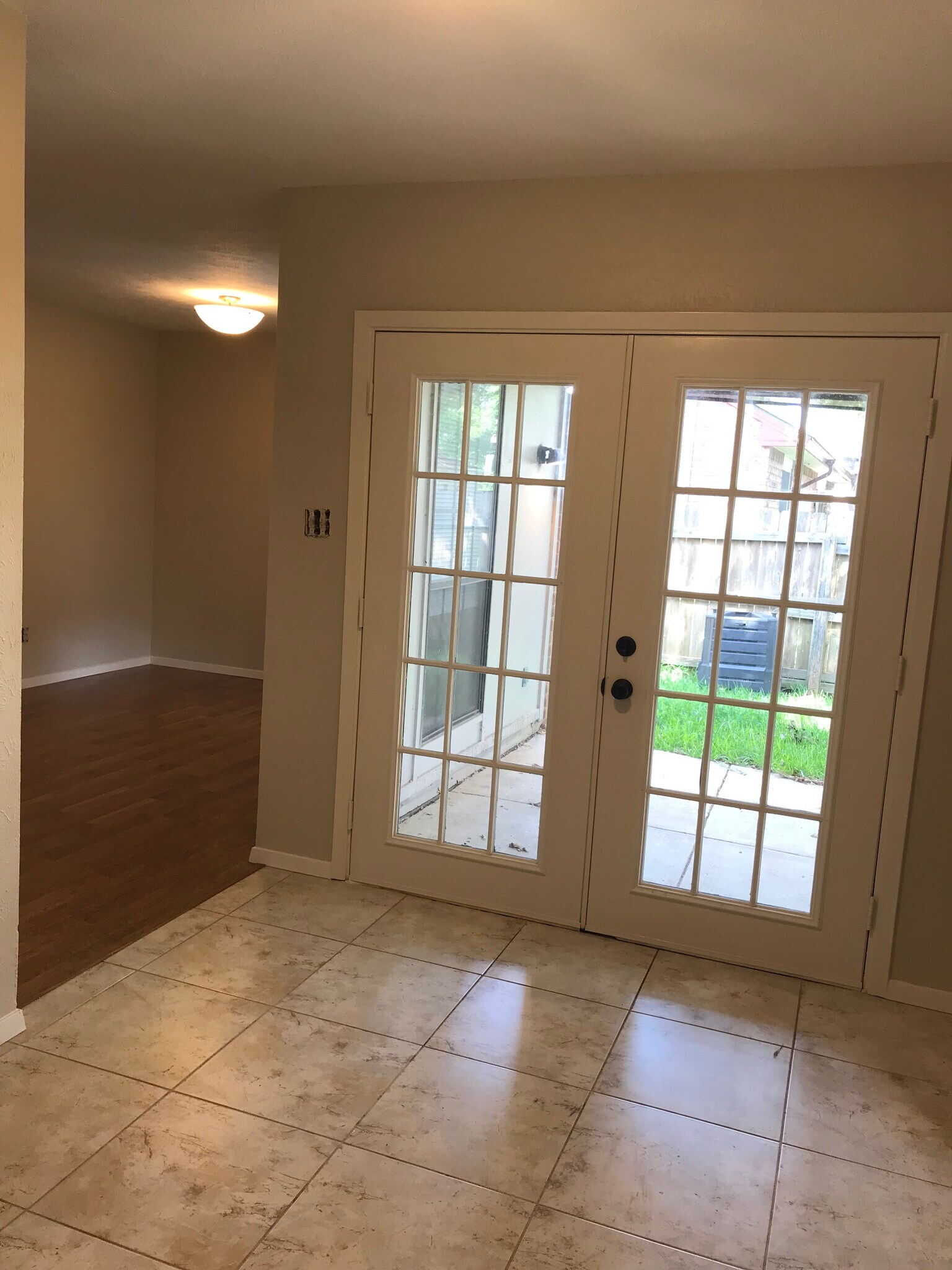 Breakfast/Dining room - 3800 Hackberry Lane