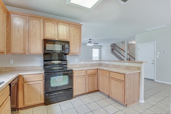 Building Photo - 2637 Gallant Fox Dr