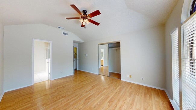 Building Photo - 2210 Muddy Peak Dr