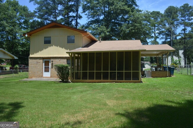Building Photo - 354 Roy Huie Rd