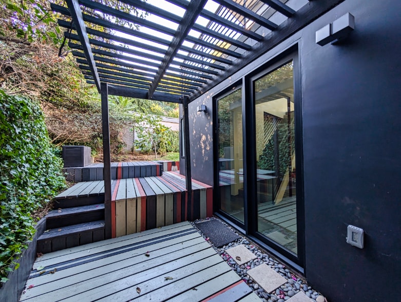 Building Photo - 2717 Lytelle Pl