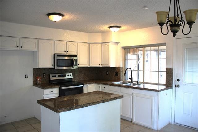 Building Photo - 2416 Majestic Dr