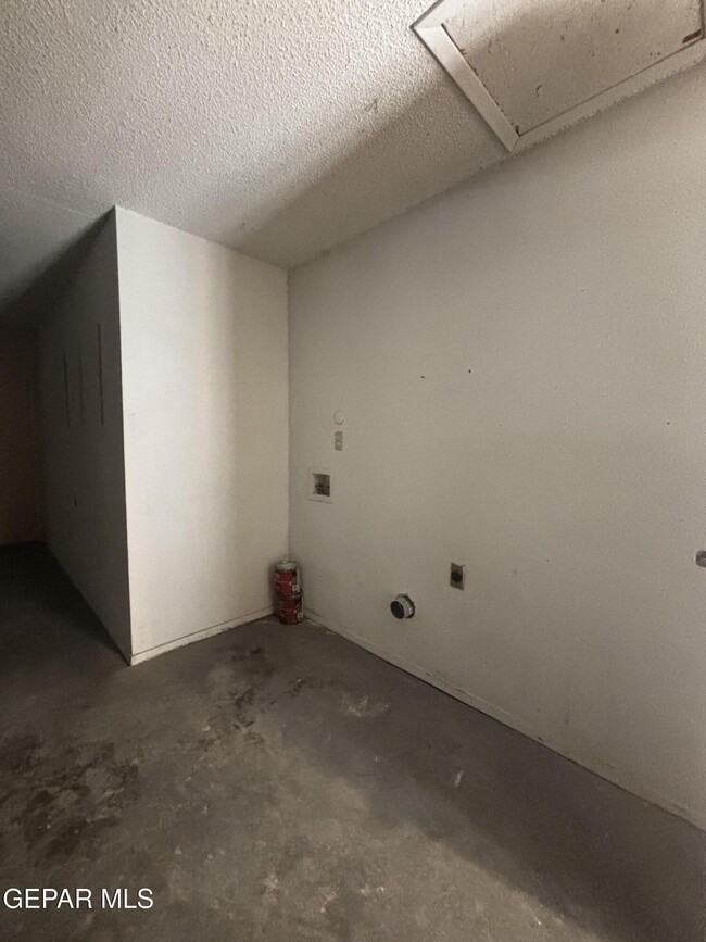 Building Photo - 4029 Edgar Park Ave