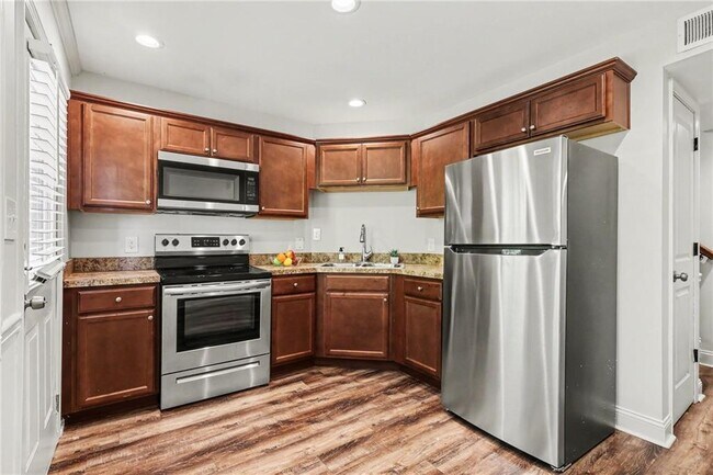 Building Photo - 3751 M.L.K. Jr Dr SW