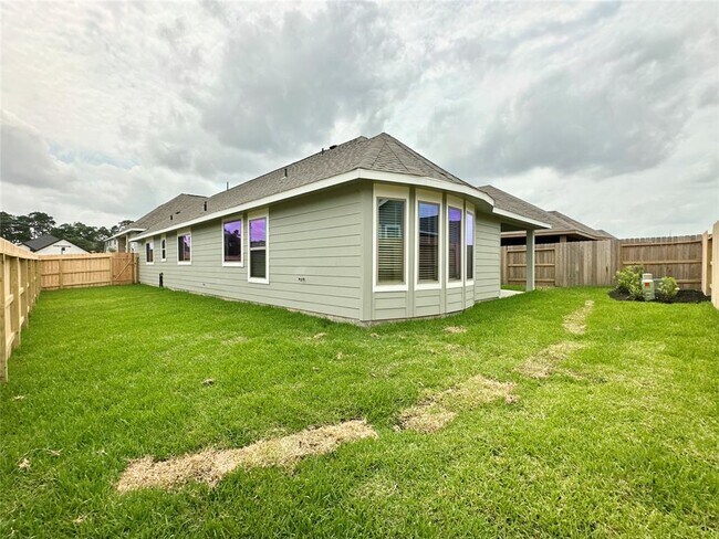Building Photo - 3274 Old Ironwood Dr