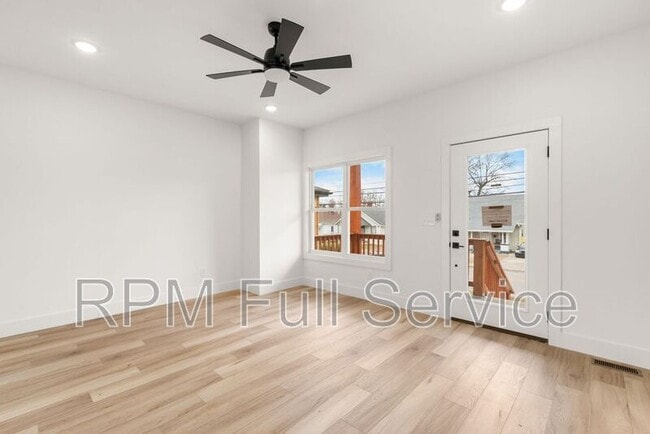 Building Photo - 1715 Heiman St