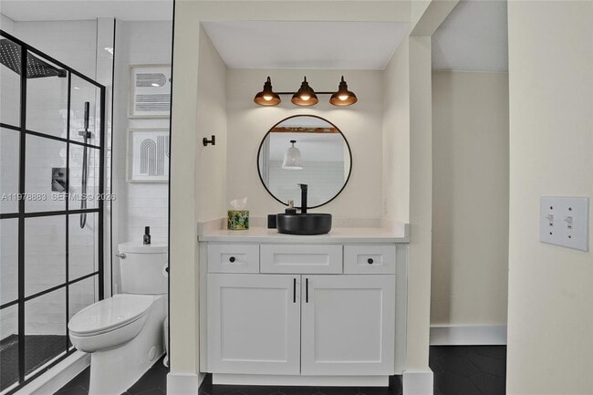 Building Photo - 20822 San Simeon Way