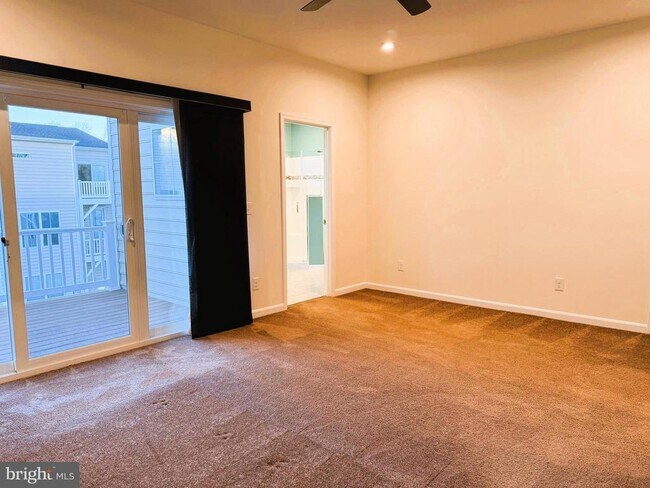 Building Photo - 4074 Elizabeth Reed Wy