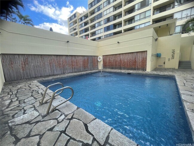 Building Photo - 1054 Green St