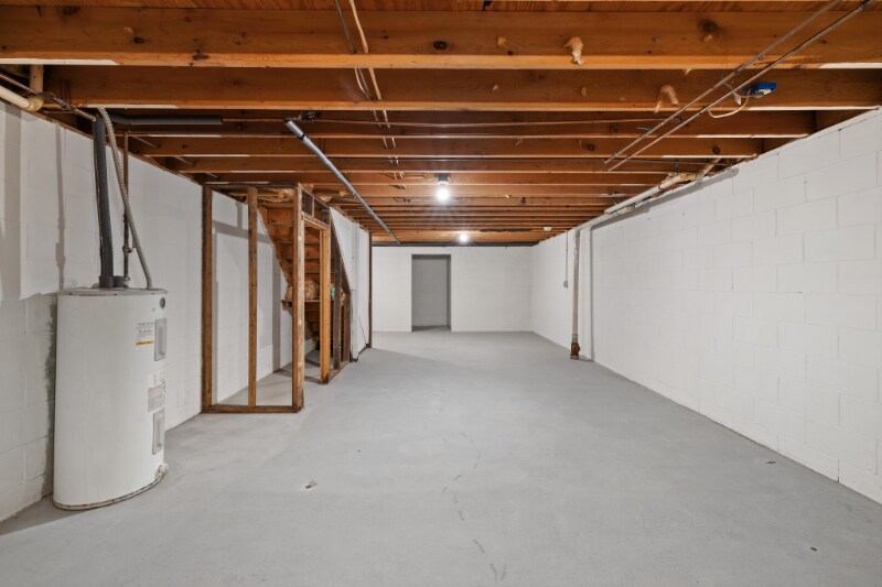 Building Photo - 6301 Frankn Dot Dr