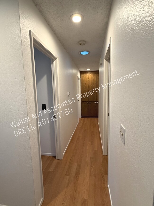 Building Photo - 4445 Via Santa Maria