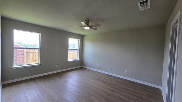 Building Photo - 1114 Sage Brush Tr