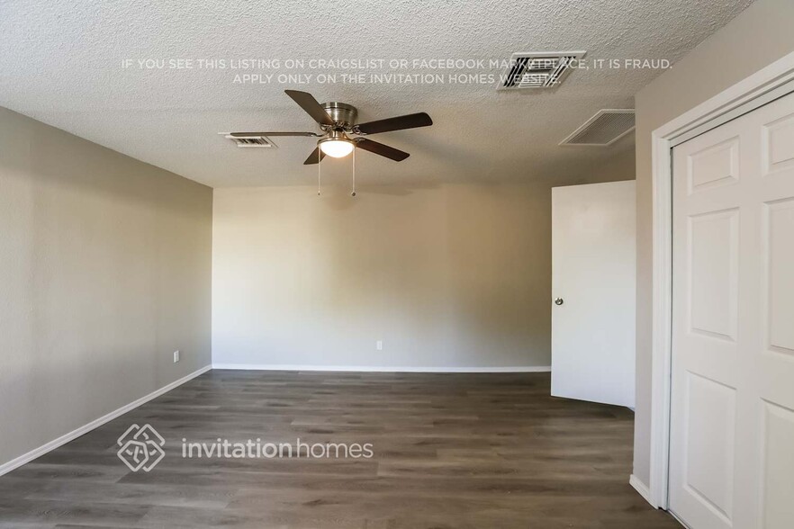 Building Photo - 3624 E Nisbet Rd
