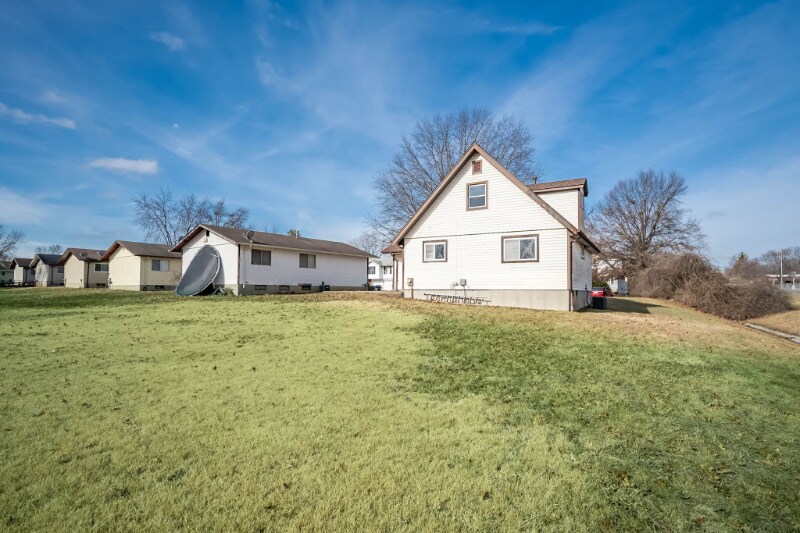 Building Photo - 3282 Malinda Ct