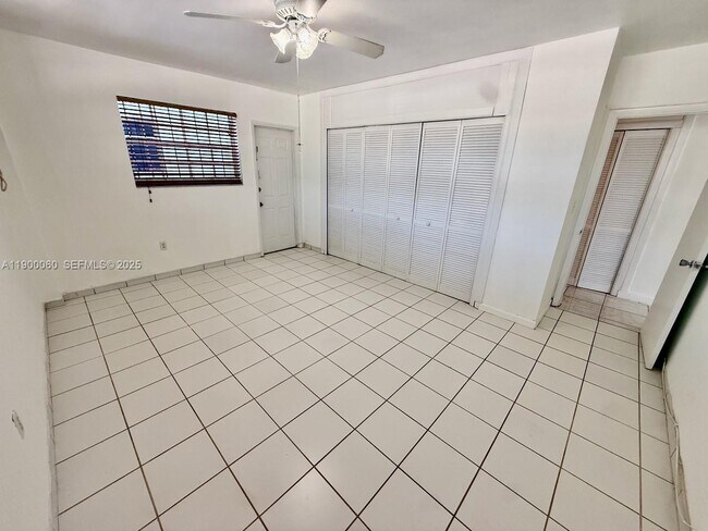 Building Photo - 8000 Tatum Waterway Dr