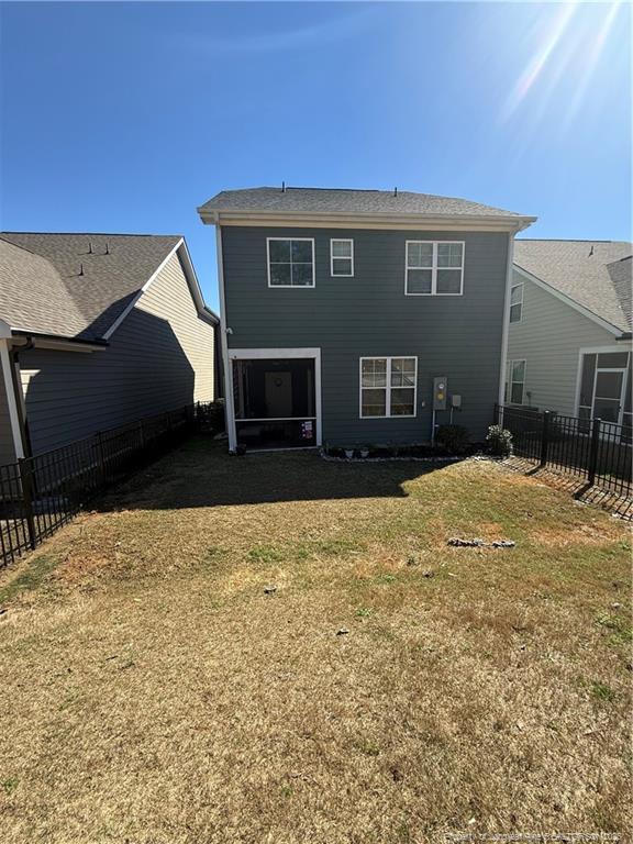 Building Photo - 150 Spruce Holw Cir