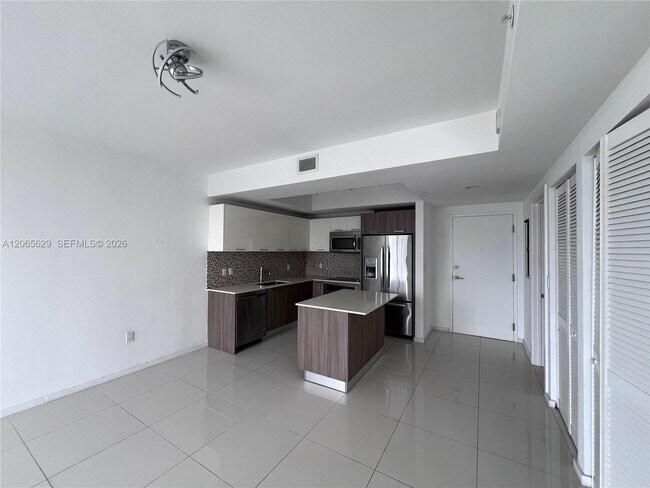 Building Photo - 5300 Paseo Blvd