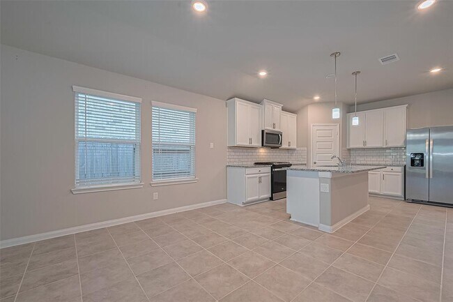 Building Photo - 21507 Pachino Ln