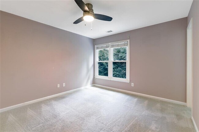 Building Photo - 1167 Druid Walk