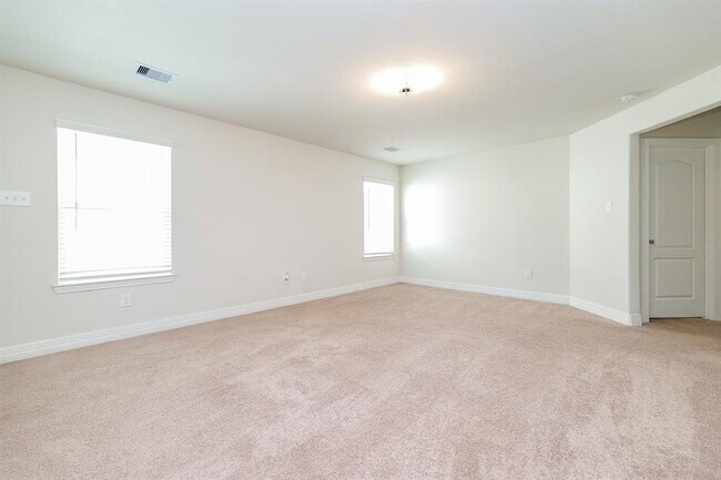 Building Photo - 40634 Guillemont Ln