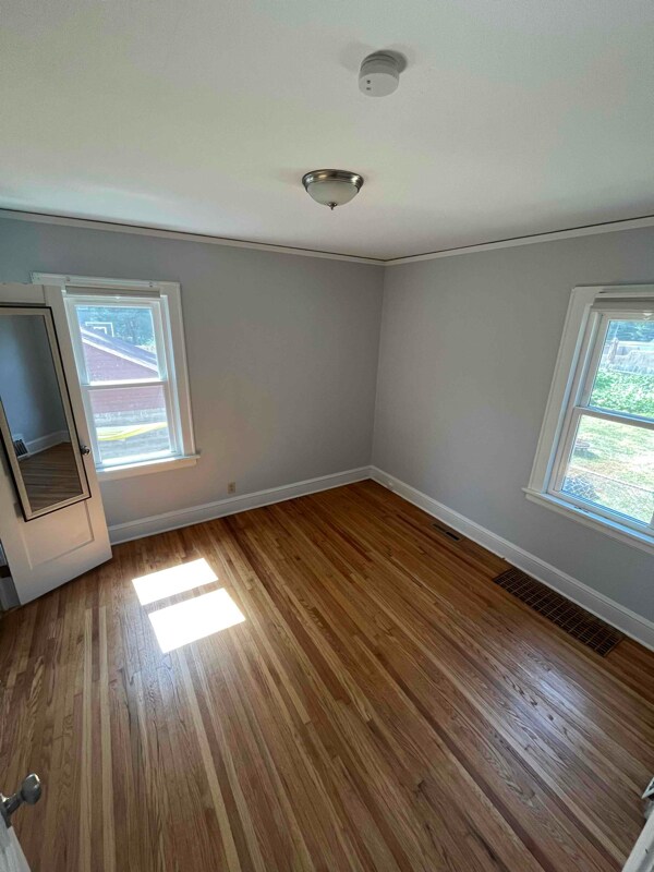 Building Photo - 2082 Randolph Ave