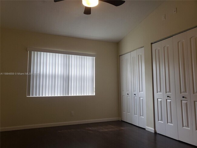 Building Photo - 1494 Springside Dr