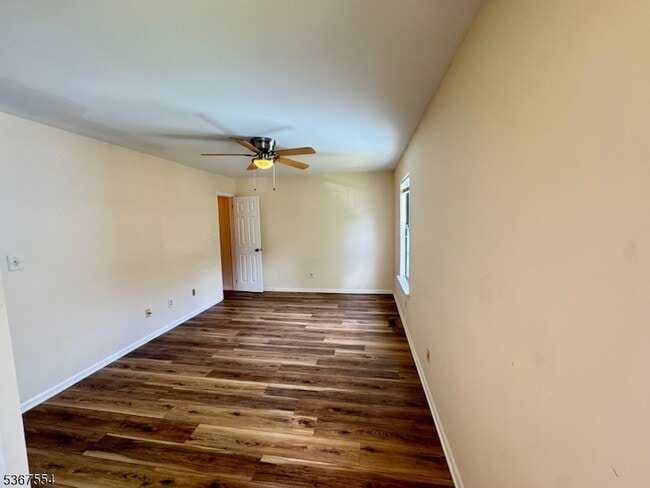 Building Photo - 3606 Cricket Cir