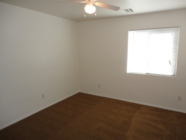 Building Photo - 8417 W Hilton Ave