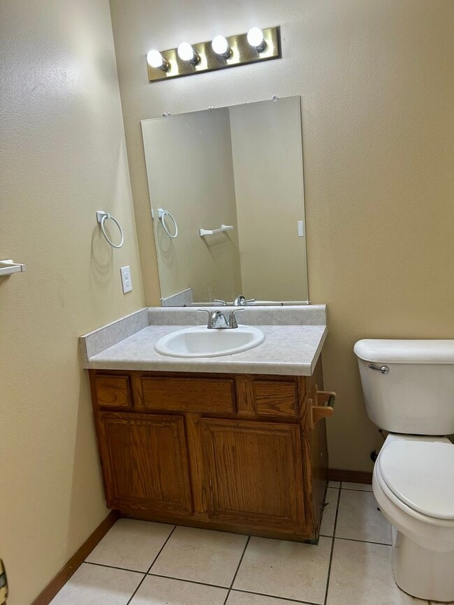 Building Photo - 142-144 Northaven