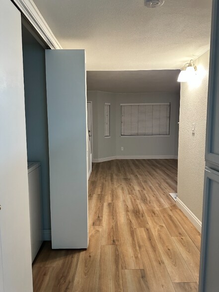 Building Photo - 2600 Brookside Dr