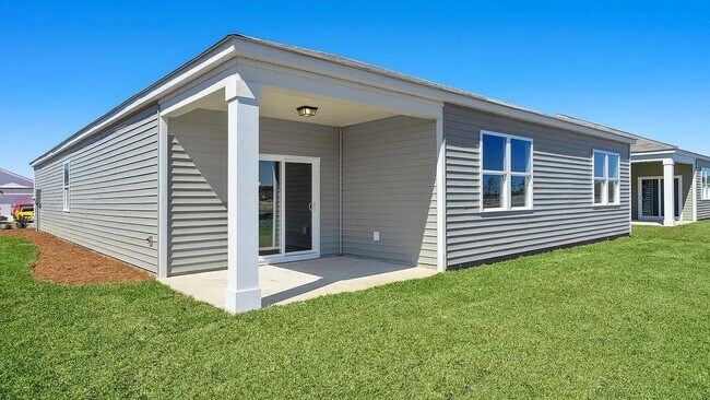 Building Photo - 1087 Sennema Cir