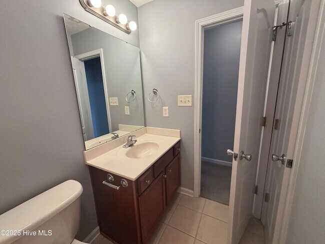 Building Photo - 376 Eastfield Dr