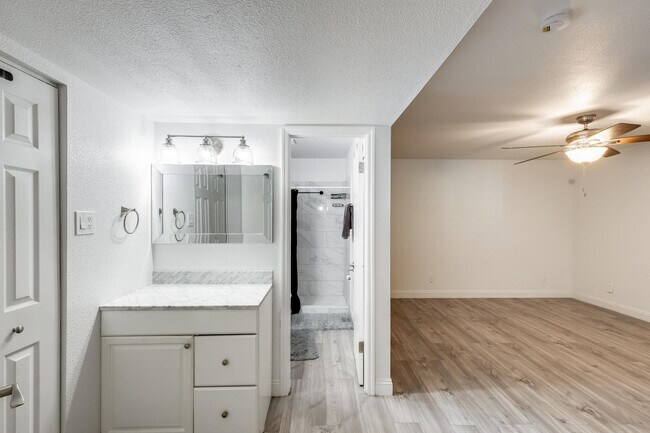Building Photo - 5352 W Port Au Prince Ln