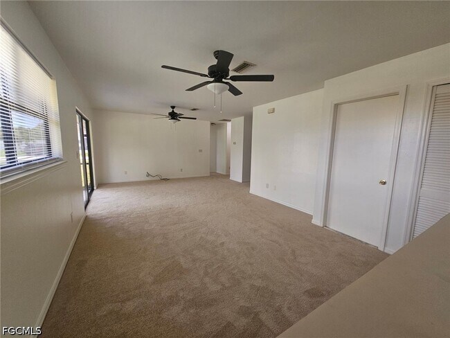 Building Photo - 234 Nicholas Pkwy W