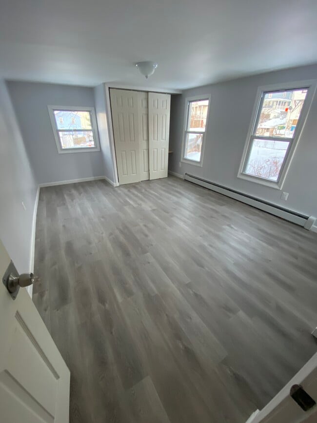 Building Photo - Galivan Property