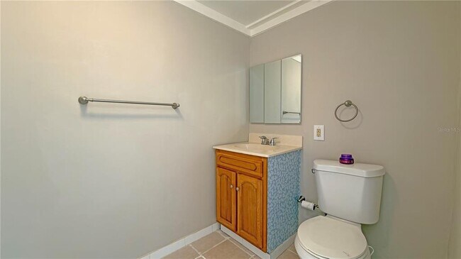 Building Photo - 1311 Hillcrest Dr