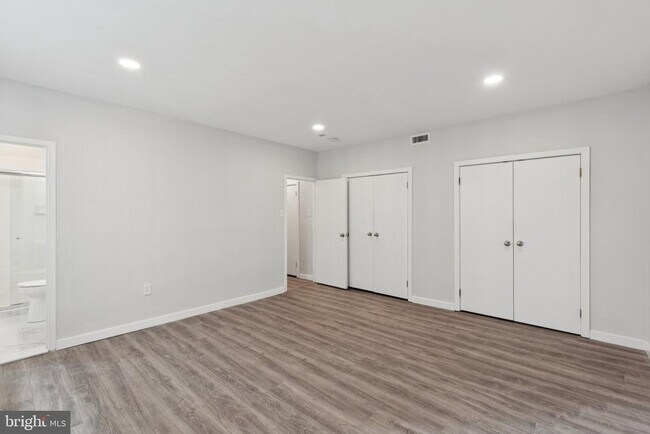 Building Photo - 135 S 19th St