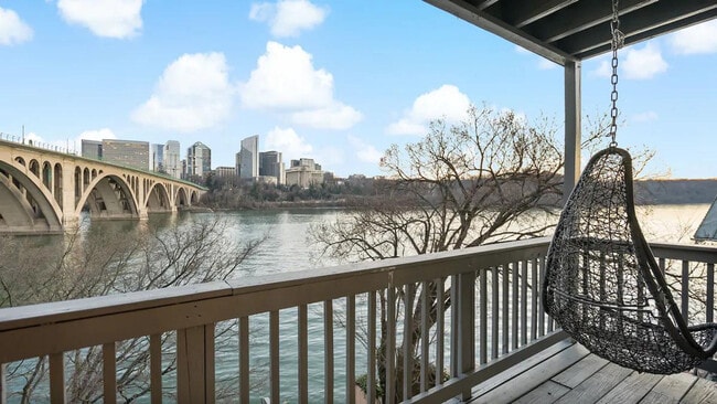 Building Photo - 3590 Water St NW