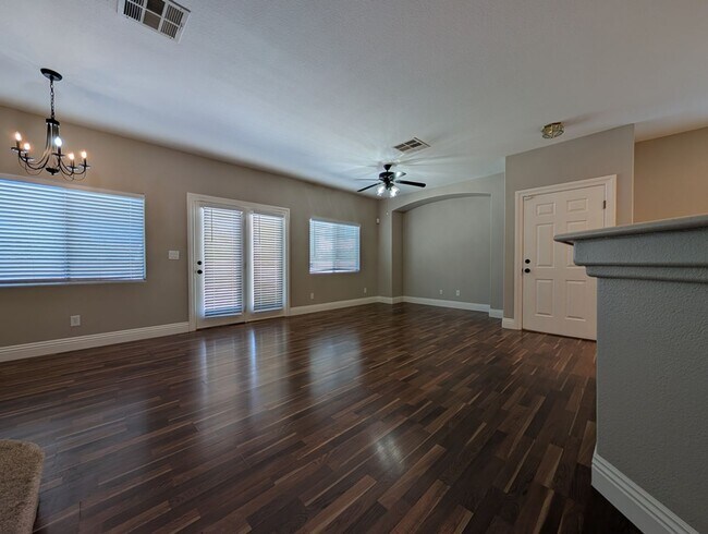 Building Photo - 2-STORY TOWNHOUSE FOR RENT IN ALIANTE NORT...