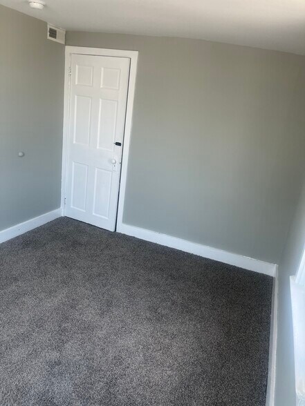 2nd bedroom - 13 S Congress St