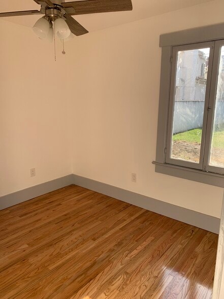 Bedroom 2 - 515 N Atlantic Blvd