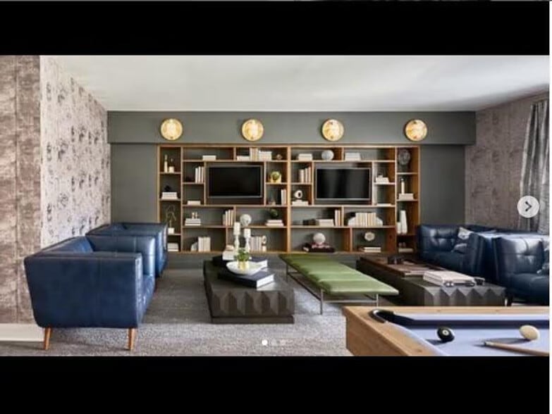 Building Photo - 4735 Sharon Rd