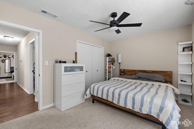 Building Photo - 2810 Fleming Rd