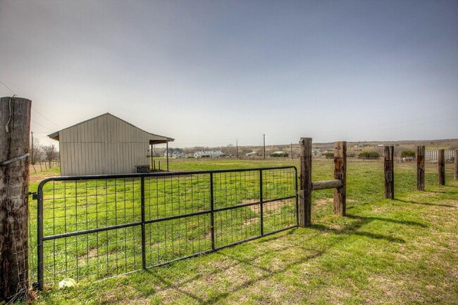 Building Photo - Updated 3 Bedroom Home with a Barn on 2.5 Acres!