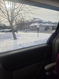 Building Photo - Discover your dream Townhome in Manitowoc!