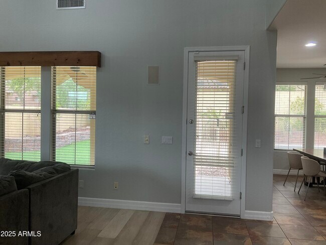 Building Photo - 20893 W Cora Vista